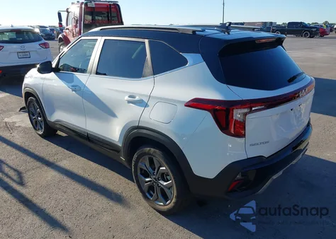 2024 Kia Seltos S z USA, uszkodzony, nr VIN KNDEUCAA5R7471875